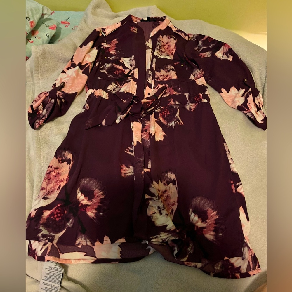 2 dresses 👗 like new